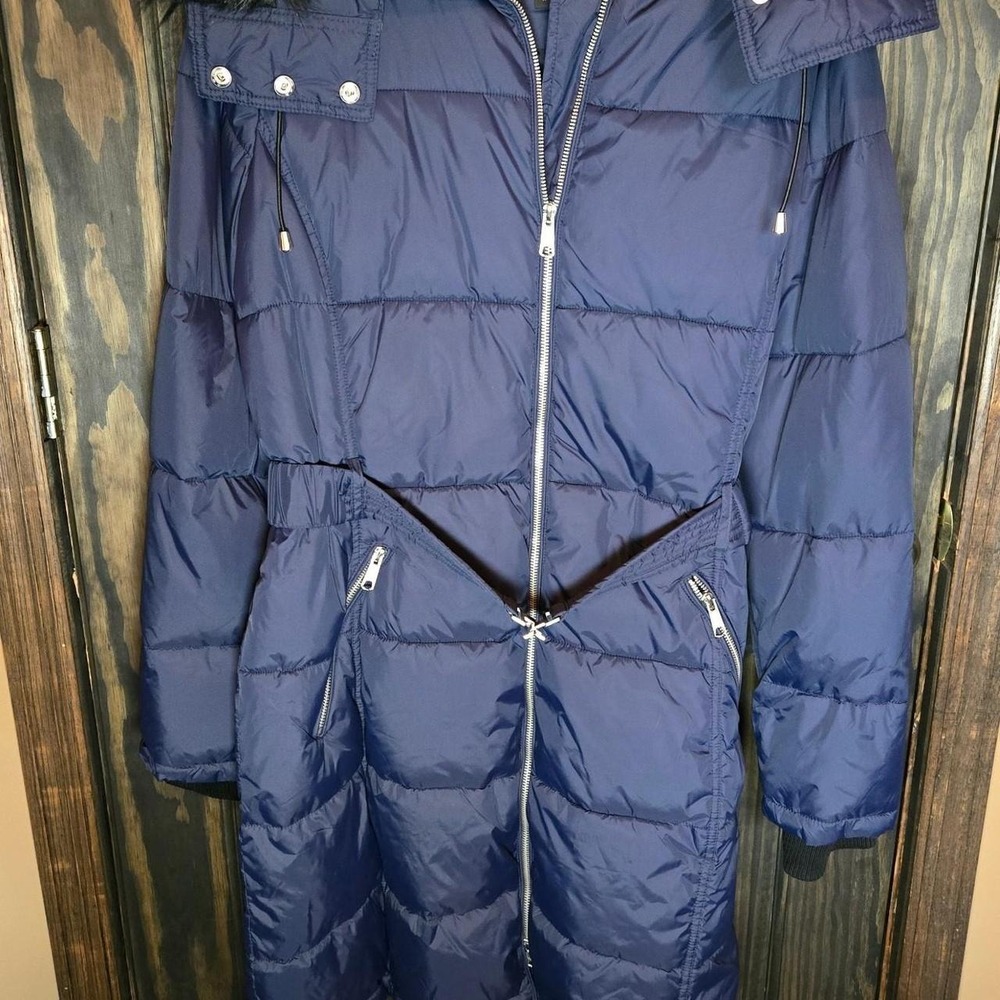 Ana navy blue puffer coat